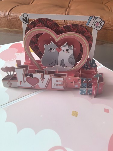 Luxury pop love card - 3d,